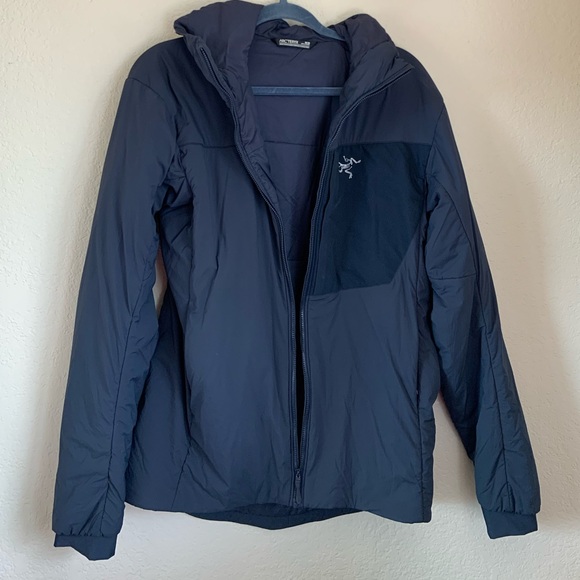 Arc'teryx Men's Dark Blue Proton LT Jacket - Picture 3 of 6